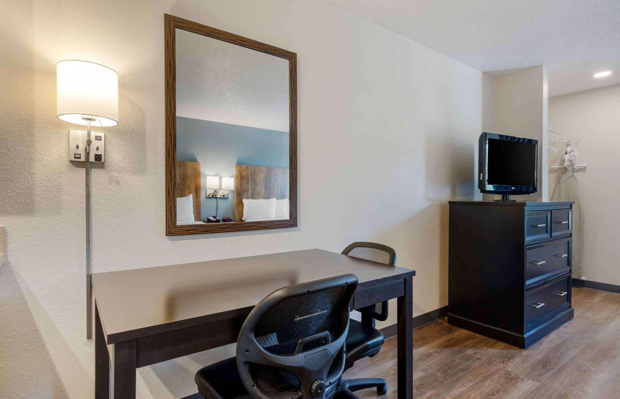 Extended Stay America Select Suites - Charlotte - Airport Экстерьер фото