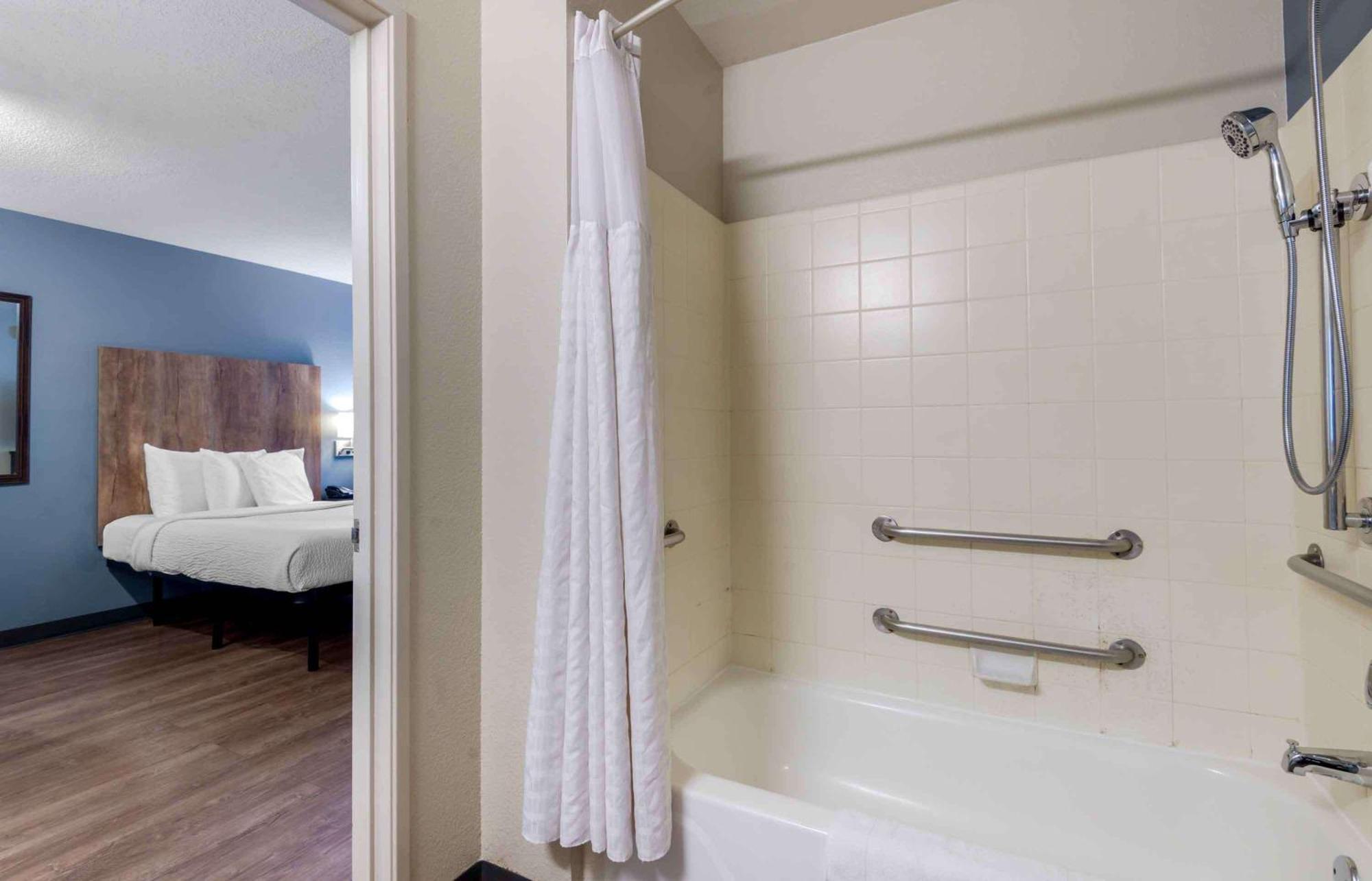 Extended Stay America Select Suites - Charlotte - Airport Экстерьер фото