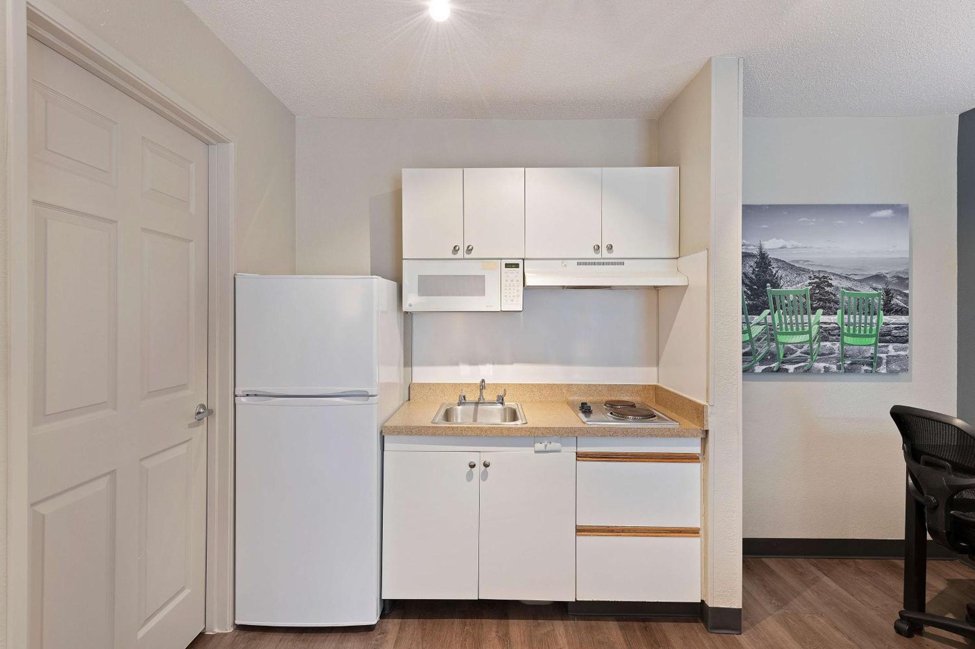 Extended Stay America Select Suites - Charlotte - Airport Экстерьер фото