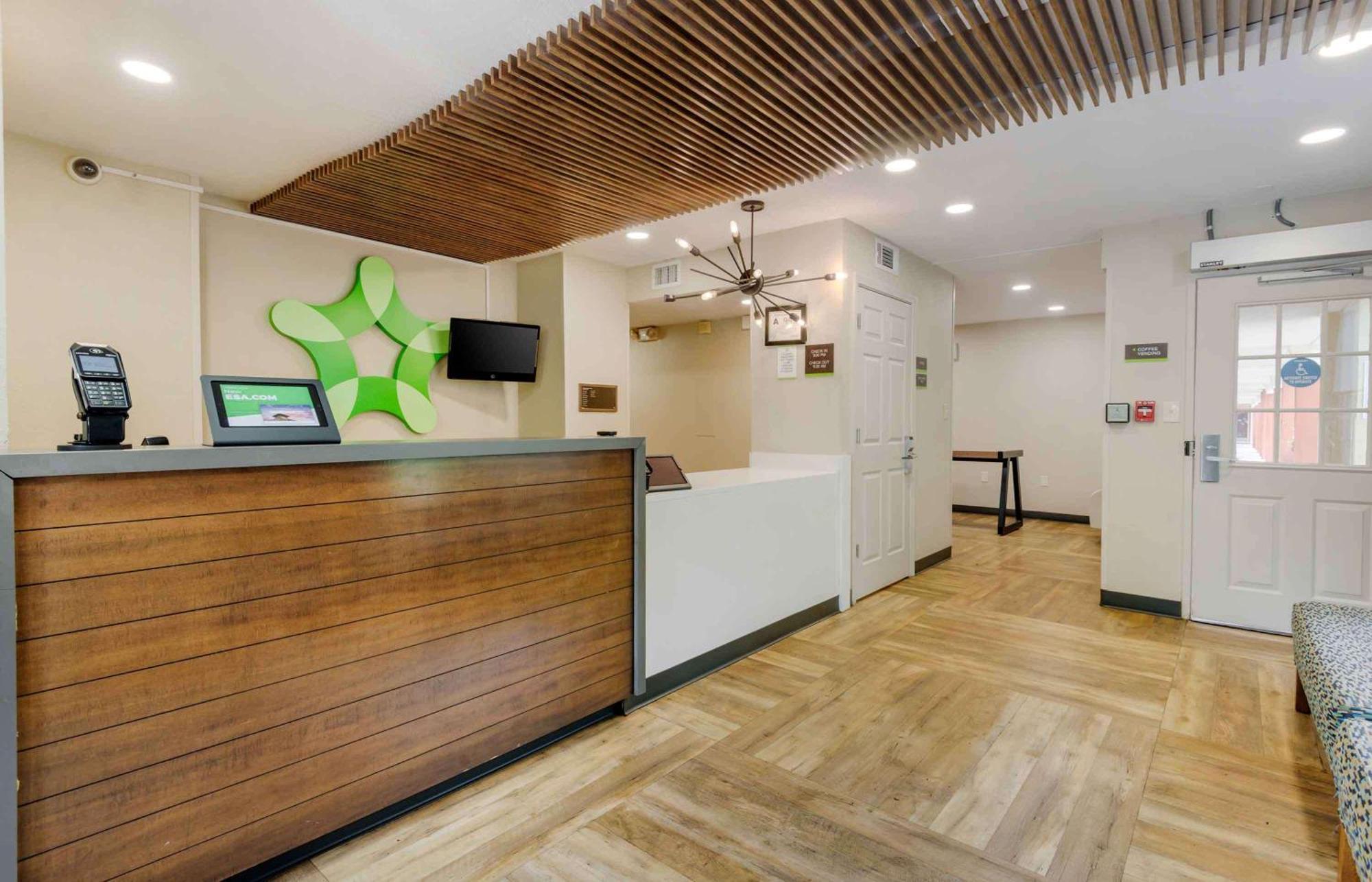 Extended Stay America Select Suites - Charlotte - Airport Экстерьер фото