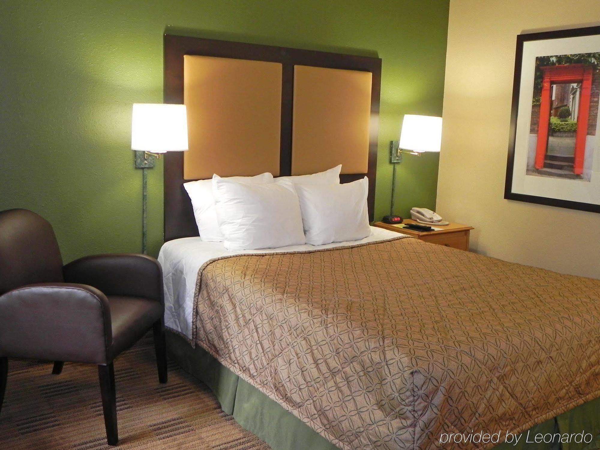 Extended Stay America Select Suites - Charlotte - Airport Экстерьер фото