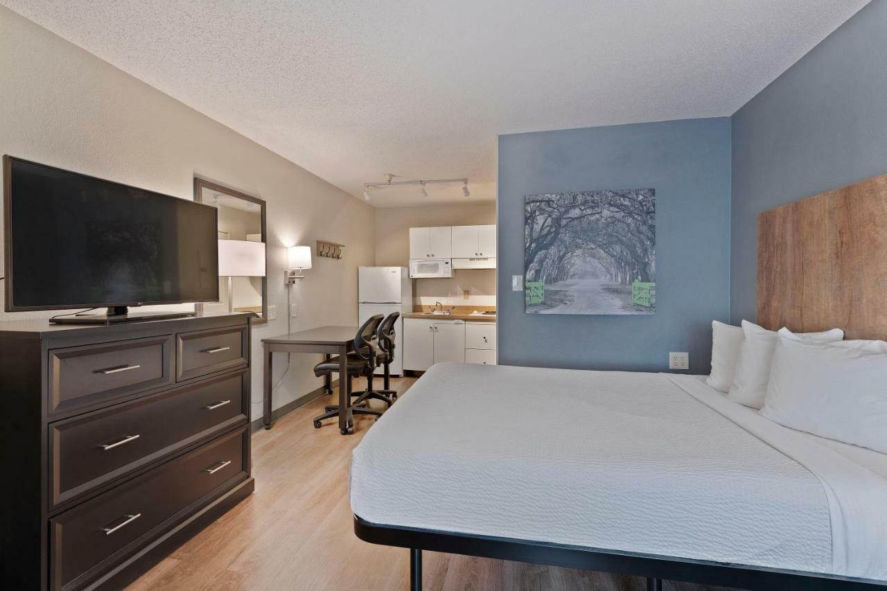 Extended Stay America Select Suites - Charlotte - Airport Экстерьер фото