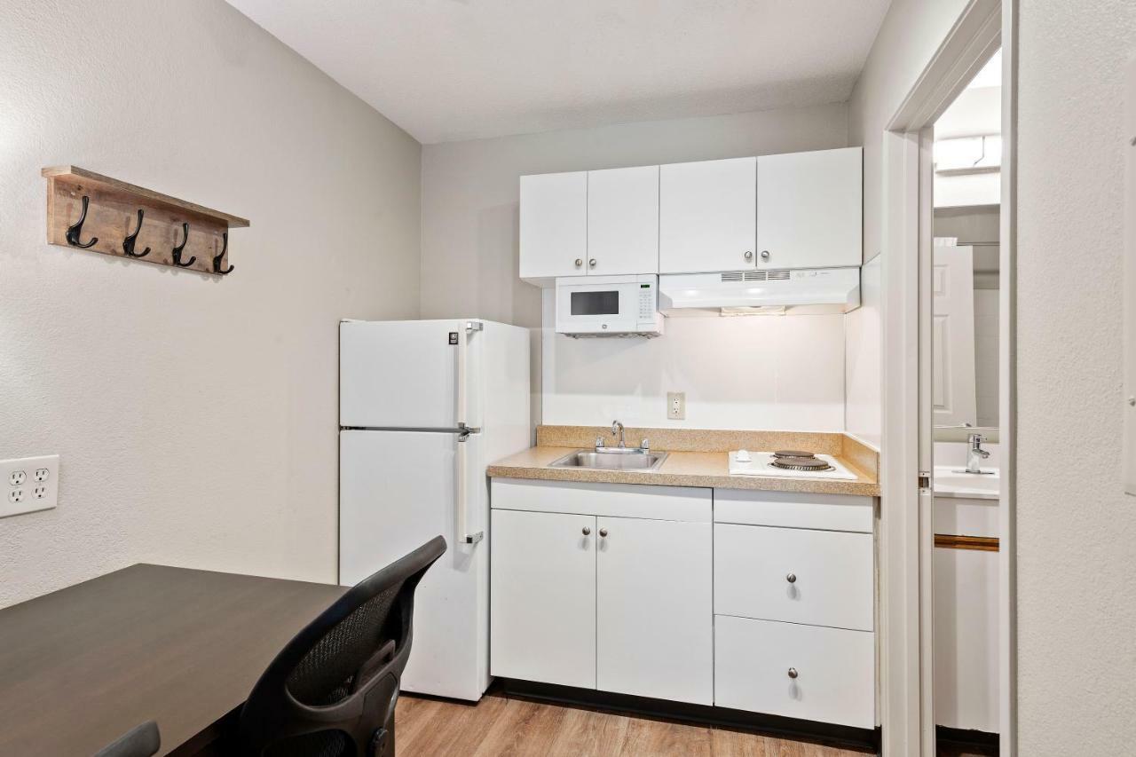 Extended Stay America Select Suites - Charlotte - Airport Экстерьер фото